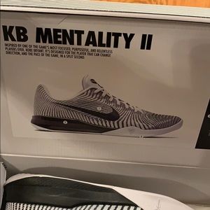 KB Mentality ll tennis shoes
